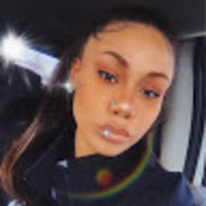 Meet your Posher, Kamalani